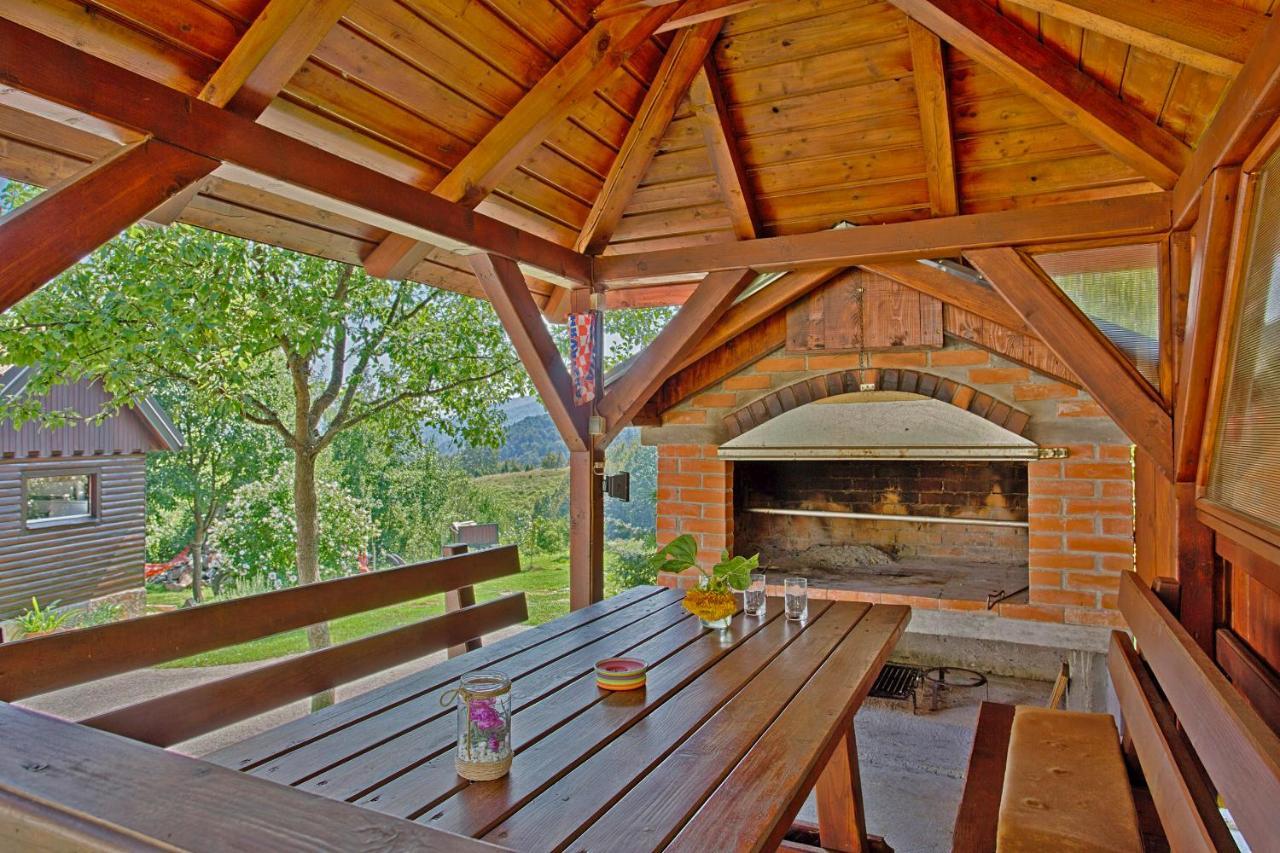 Andrea In Sertic Poljana - Haus Fuer 6 Personen Plitvička Jezera Εξωτερικό φωτογραφία